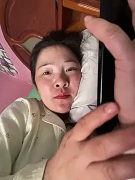 Beautiful Ly online show from March 18, 8:41 am