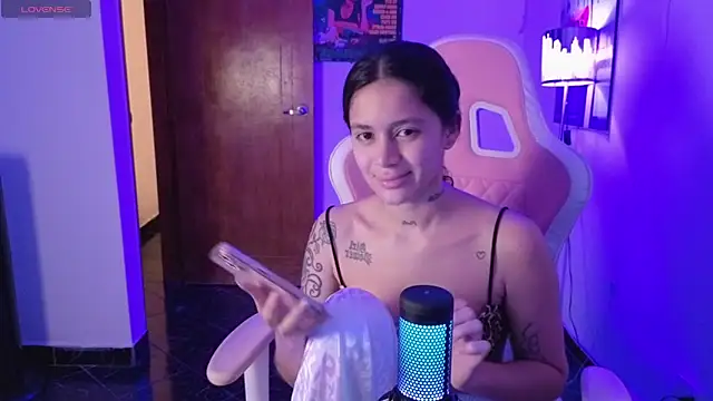 Oliviasims online show from March 21, 5:23 am