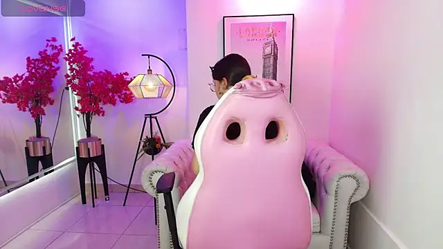 Shady bug online show from March 18, 8:03 pm