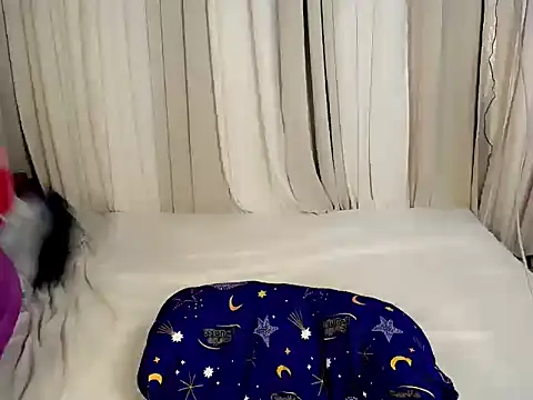 lexiefucker69 online show from July 8, 12:29 pm