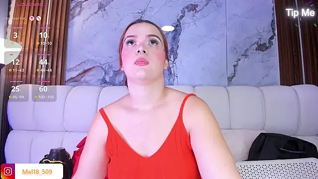 melanieklaus2 online show from July 31, 1:34 pm
