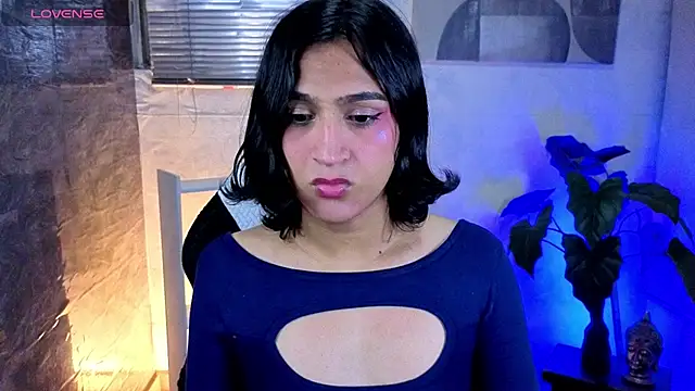 Zoee Kiss  online show from June 28, 5:25 am