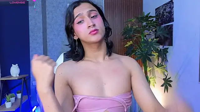 Zoee Kiss  online show from July 12, 7:53 am