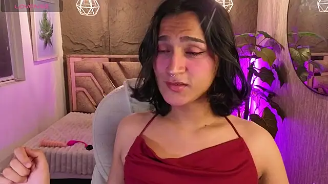 Zoee Kiss  online show from July 26, 4:09 am