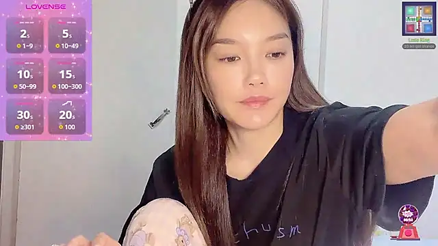 leilei998 online show from July 6, 7:24 am