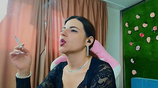 AmmyFlirty online show from July 14, 4:06 am