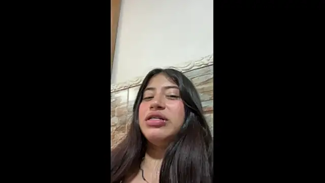 mia gomez7 online show from April 15, 9:04 pm