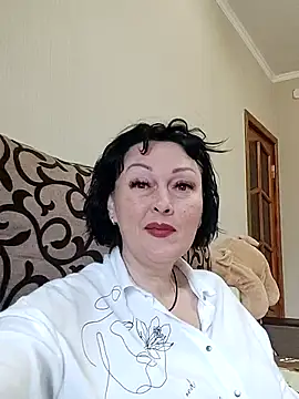 HelgaDennis online show from July 23, 6:32 am