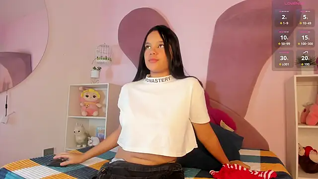 Alix Cross online show from April 23, 9:39 pm