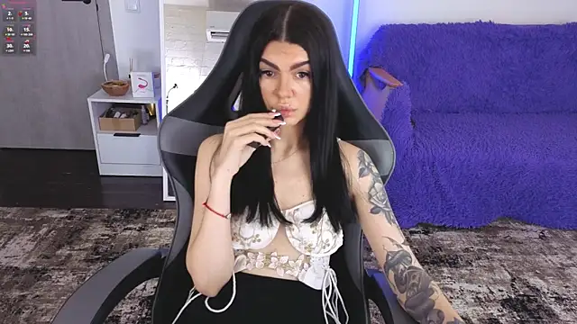 AnacondaOnn online show from April 28, 8:29 am