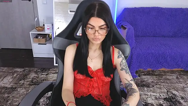 AnacondaOnn online show from April 19, 7:41 am