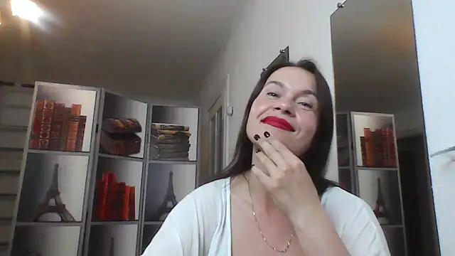 Selena Moo online show from June 13, 9:18 am