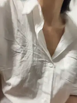 lilysister66 online show from June 23, 5:00 pm
