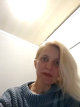 MiaLove183 online show from March 31, 1:55 pm