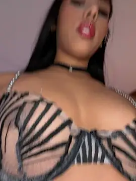 Rossie Blooms online show from June 23, 9:46 pm