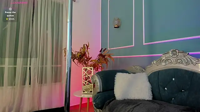 Antonella Santorini online show from June 30, 7:02 pm