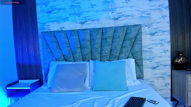 alissonvega online show from March 23, 1:28 pm