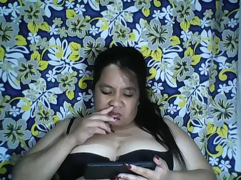 wild Joan online show from April 25, 1:41 pm