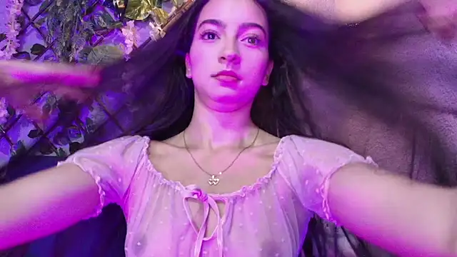Daphne Rosse online show from July 11, 12:16 pm