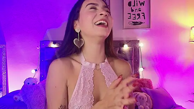 Daphne Rosse online show from July 13, 12:28 pm