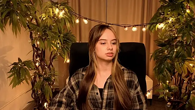 BeverlyRiley online show from March 27, 2:07 pm