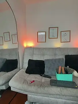 CharlotteCopper  online show from May 14, 12:11 pm