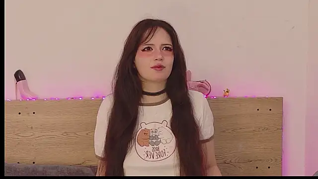 Sweet Alice S online show from April 28, 9:02 am