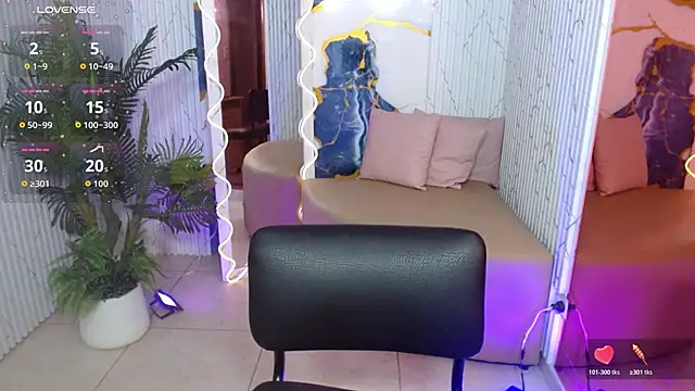 Tiiana tay online show from April 30, 3:45 am