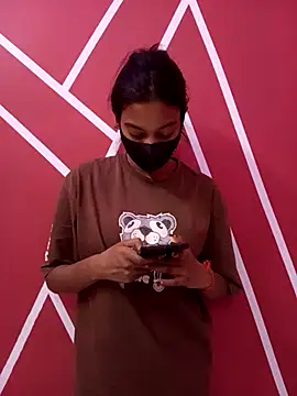 Students12th online show from April 17, 5:15 pm