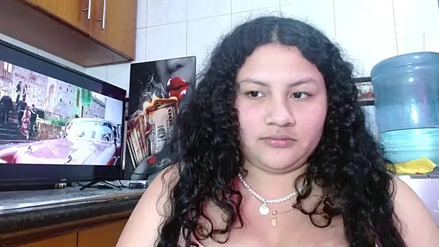 Slut Full Messy online show from March 26, 4:36 am