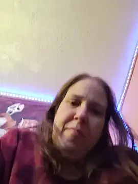 023thickandjuicy07 online show from May 18, 2:43 am