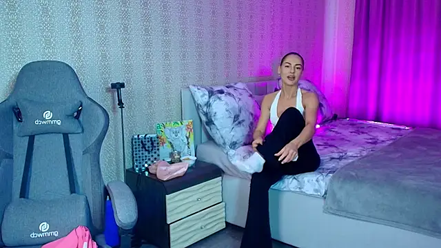 MalenaBelucci  online show from April 22, 2:36 pm