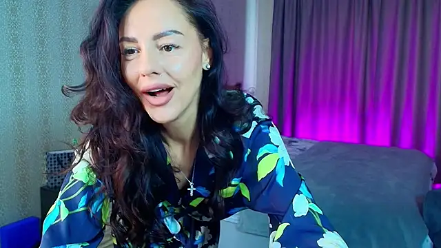 MalenaBelucci  online show from April 25, 9:01 am