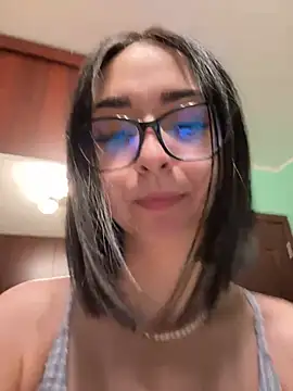 TheaMerve online show from July 11, 6:52 pm