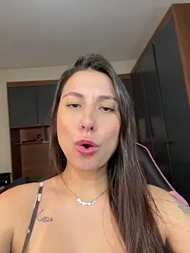 Carolzinhalux69 online show from July 29, 10:43 pm