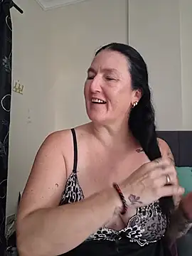 Flirty Siennax online show from July 19, 9:11 am
