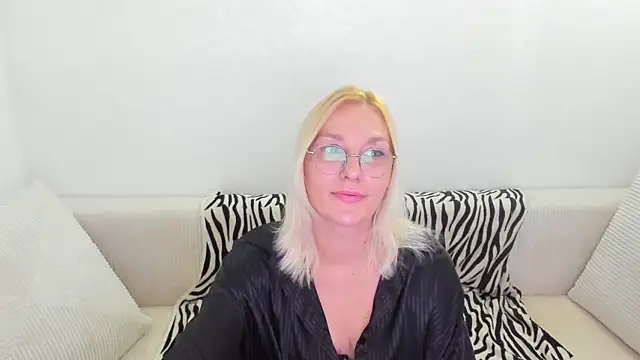 OeigesMik online show from April 25, 11:02 am