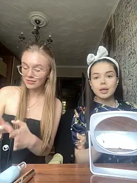melissashineeee online show from May 19, 12:34 pm