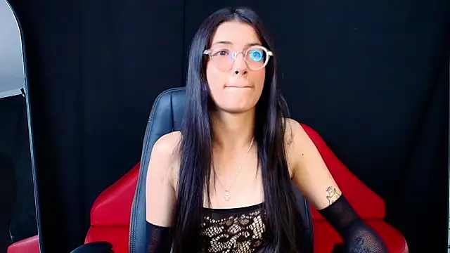 jazminswee online show from June 11, 8:05 pm