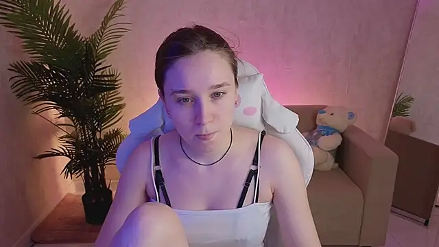 SweetieBlush online show from April 24, 3:42 am