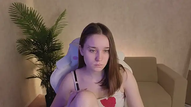 SweetieBlush online show from April 21, 2:51 am