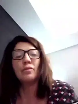 alessia1- online show from March 29, 4:44 am