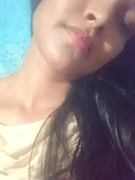 riyaa sexyy online show from April 18, 8:28 am