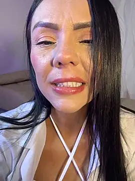 SofiParma online show from April 22, 7:11 pm