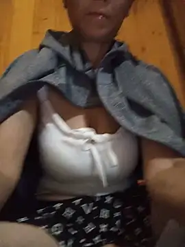   Ruby01   online show from June 28, 2:56 pm