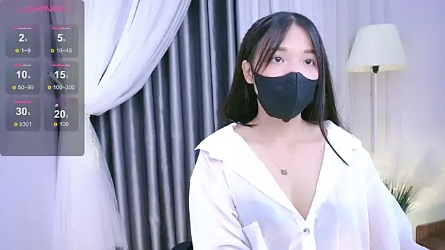 Lu Ly22 online show from June 8, 9:21 am