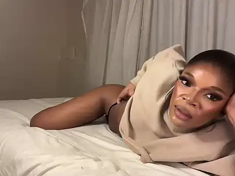 LunaJoHeat online show from April 22, 10:18 pm