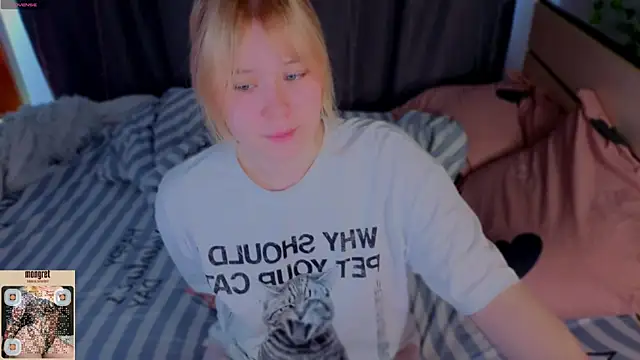 unburnedgirl online show from May 16, 2:03 am