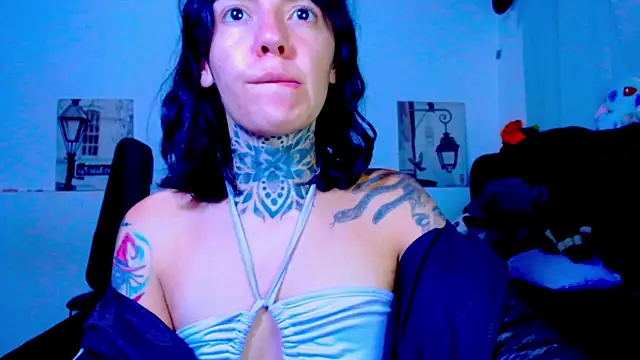 LannieGonzales online show from May 21, 9:46 pm