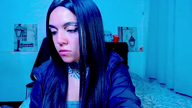 LannieGonzales online show from June 8, 1:50 am